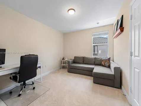 19165 N Gardenia Avenue Weston FL 33332