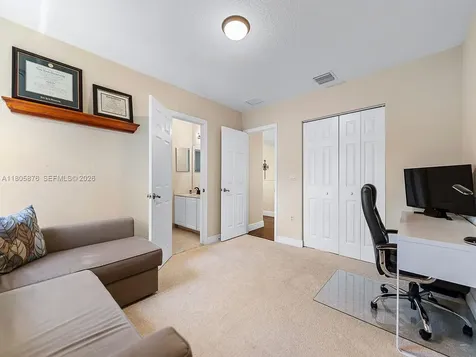 19165 N Gardenia Avenue Weston FL 33332