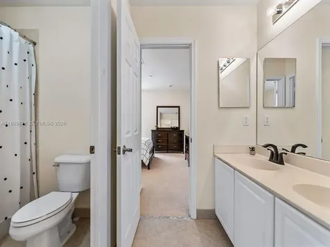 19165 N Gardenia Avenue Weston FL 33332