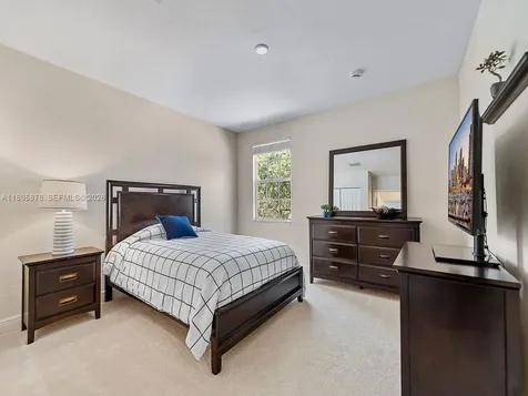 19165 N Gardenia Avenue Weston FL 33332