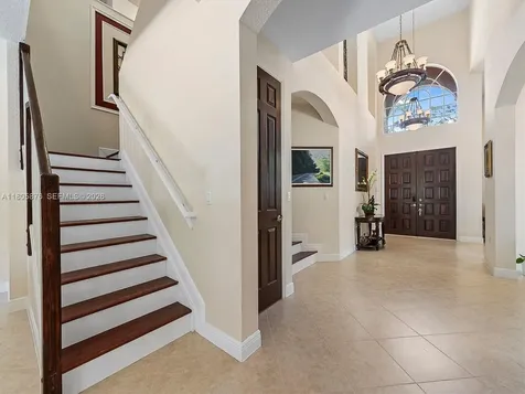 19165 N Gardenia Avenue Weston FL 33332