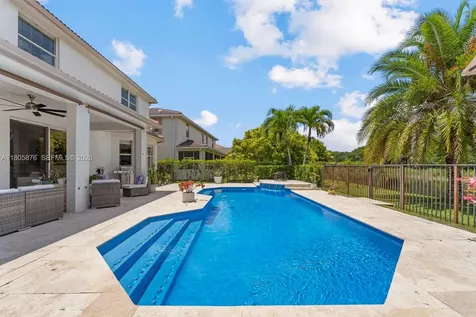 19165 N Gardenia Avenue Weston FL 33332
