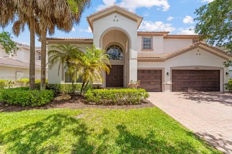 19165 N Gardenia Avenue Weston FL 33332