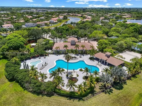 19165 N Gardenia Avenue Weston FL 33332