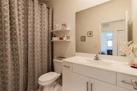 10966 W 33rd Way Hialeah FL 33018