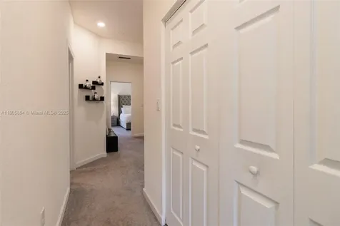 10966 W 33rd Way Hialeah FL 33018