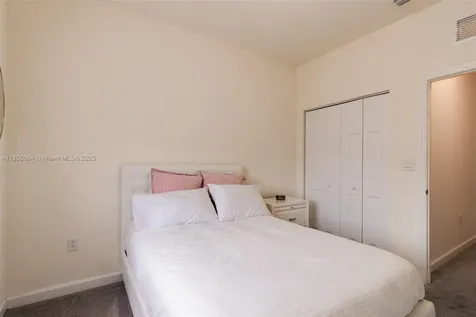10966 W 33rd Way Hialeah FL 33018