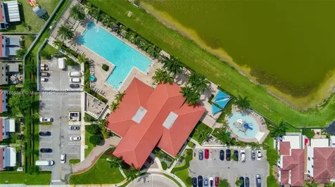 10966 W 33rd Way Hialeah FL 33018