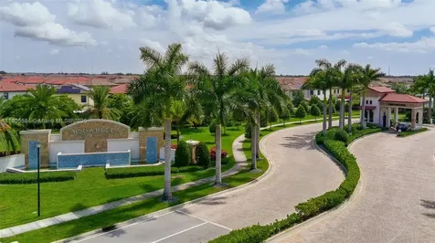 10966 W 33rd Way Hialeah FL 33018