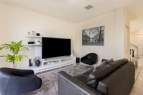 10966 W 33rd Way Hialeah FL 33018