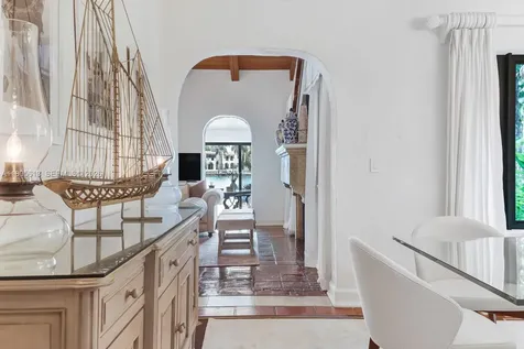 56 S Hibiscus Drive Miami Beach FL 33139