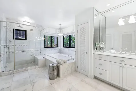 56 S Hibiscus Drive Miami Beach FL 33139