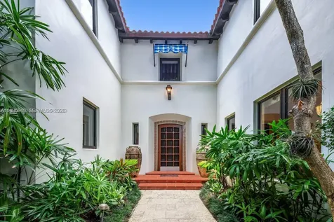 56 S Hibiscus Drive Miami Beach FL 33139