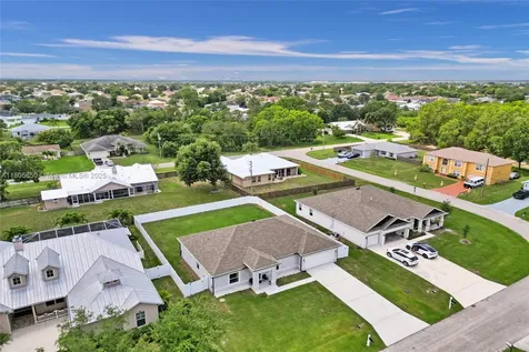434 SW Namoit Place Port St. Lucie FL 34953