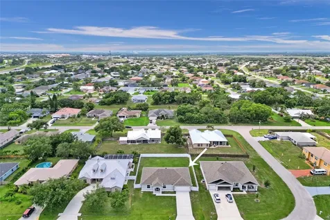 434 SW Namoit Place Port St. Lucie FL 34953