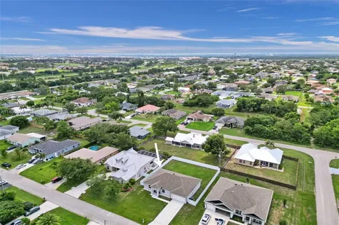 434 SW Namoit Place Port St. Lucie FL 34953
