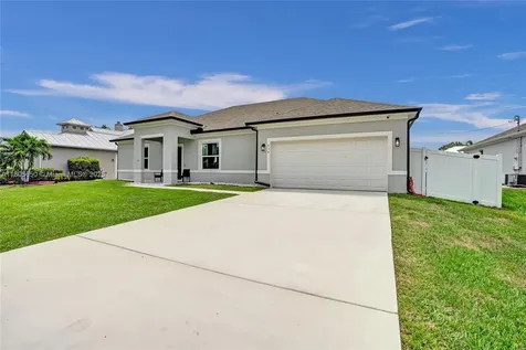 434 SW Namoit Place Port St. Lucie FL 34953