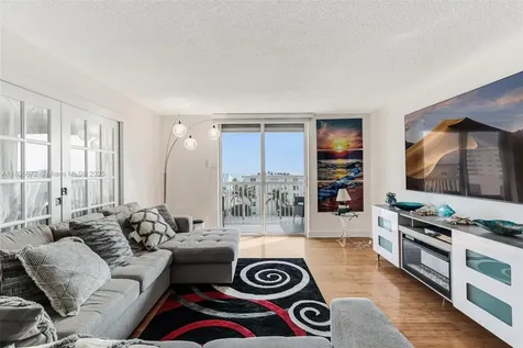 1500 S Ocean Drive Hollywood FL 33019