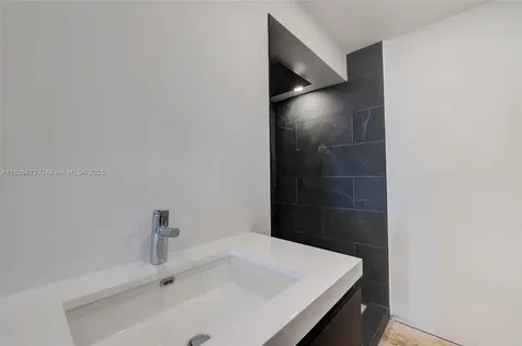 1500 S Ocean Drive Hollywood FL 33019
