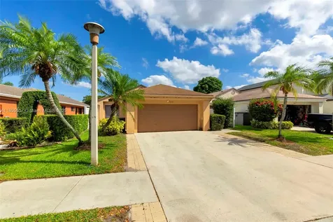 3831 NW 21st Street Coconut Creek FL 33066