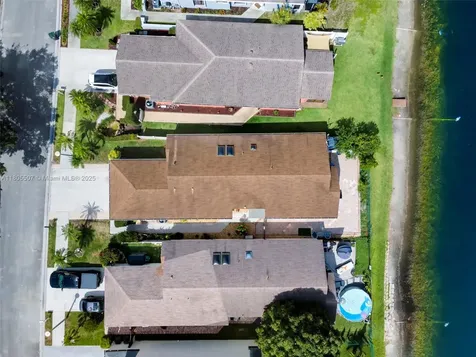 3831 NW 21st Street Coconut Creek FL 33066