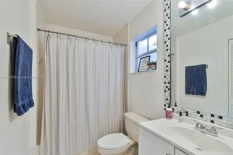 14226 SW 90th Terrace Miami FL 33186