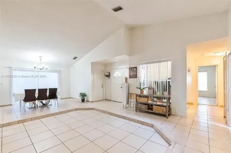14226 SW 90th Terrace Miami FL 33186