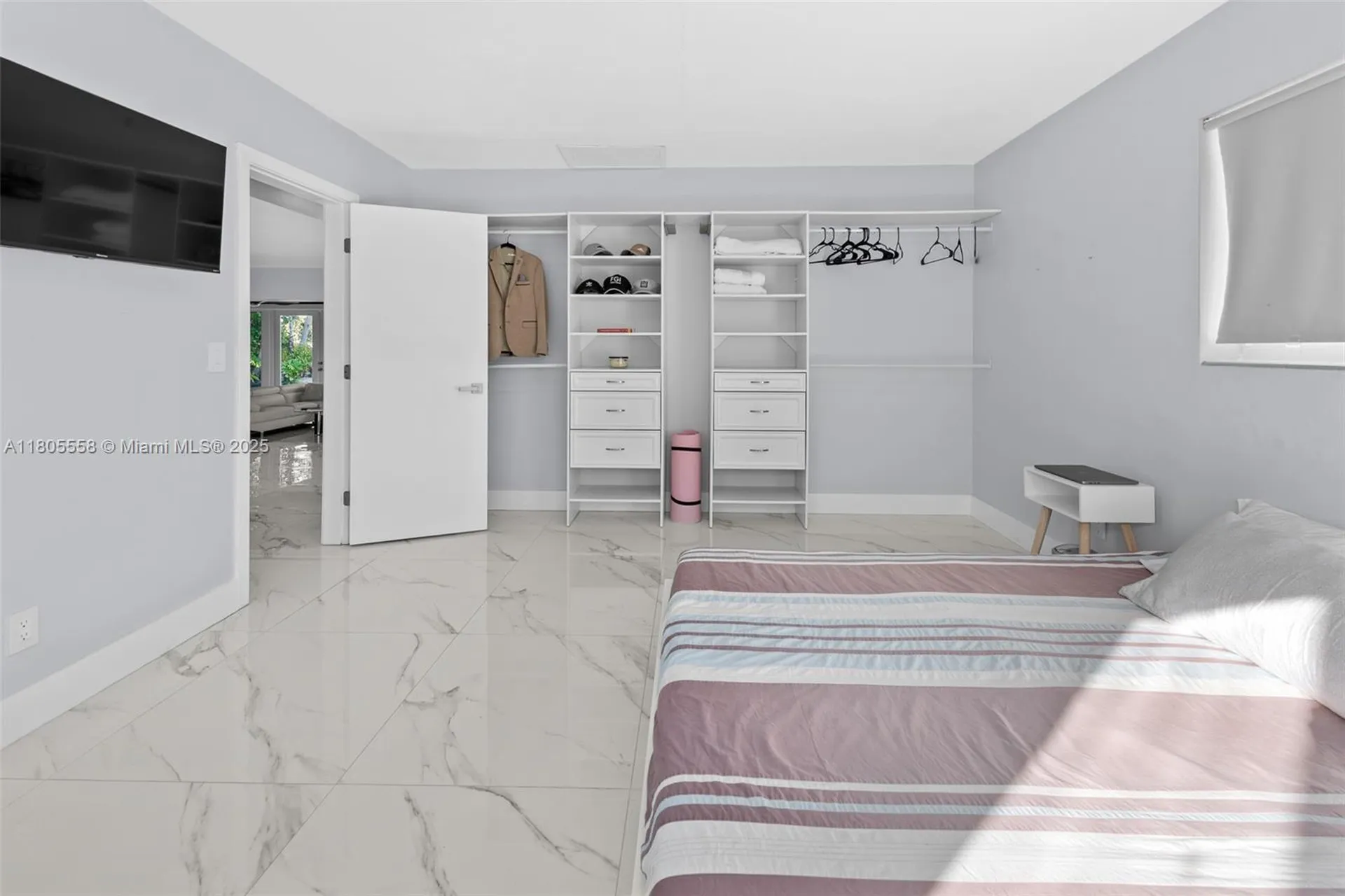 1025 Washington Street Hollywood FL 33019