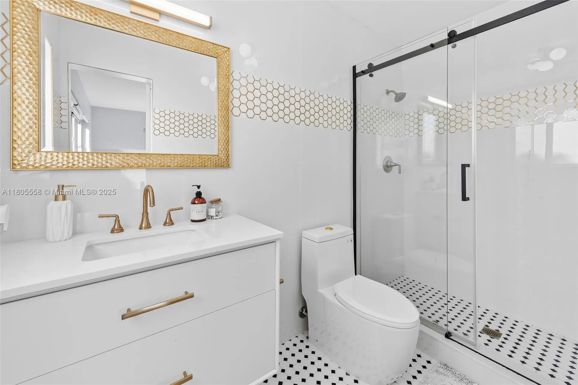 1025 Washington Street Hollywood FL 33019