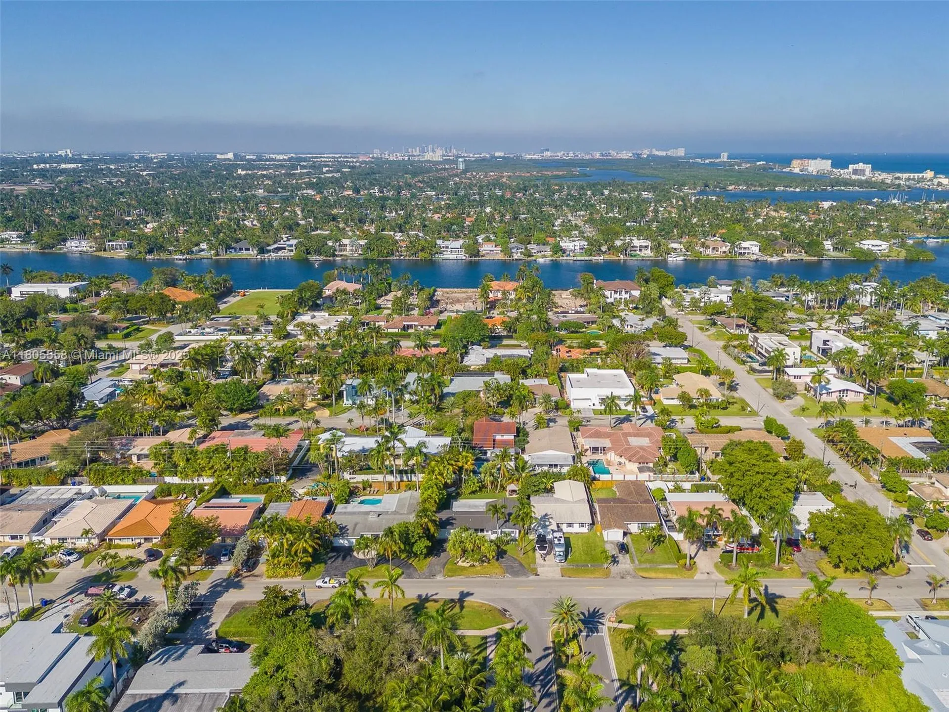 1025 Washington Street Hollywood FL 33019