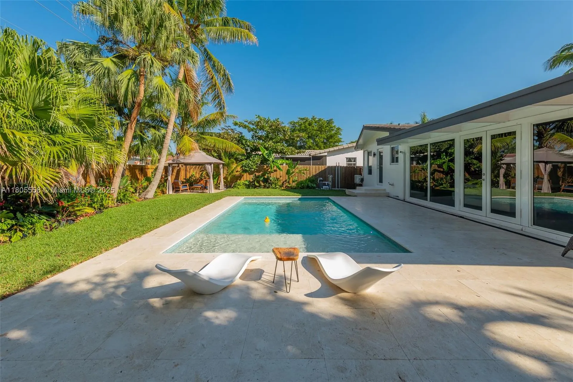 1025 Washington Street Hollywood FL 33019