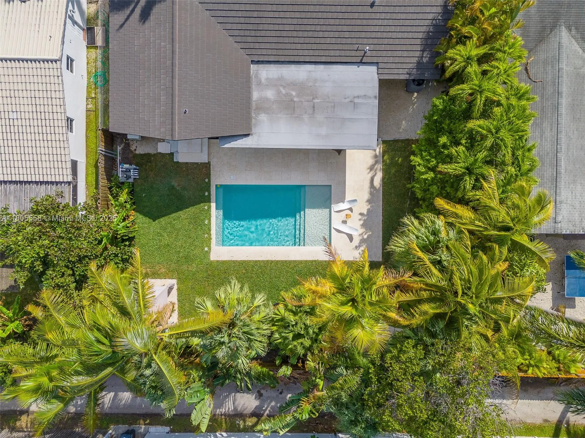 1025 Washington Street Hollywood FL 33019