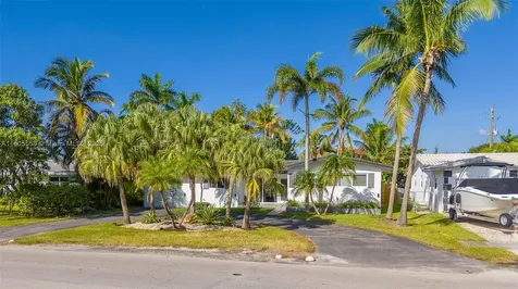 1025 Washington Street Hollywood FL 33019
