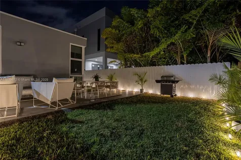 2345 SW 16th Street Miami FL 33145