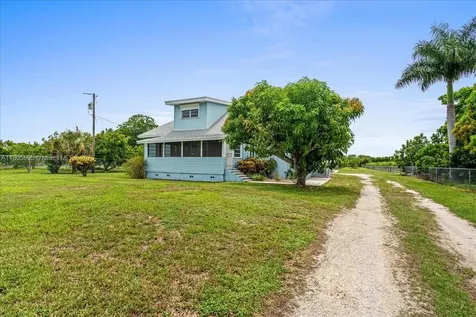 27000 SW 187th Avenue Homestead FL 33031