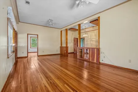 27000 SW 187th Avenue Homestead FL 33031