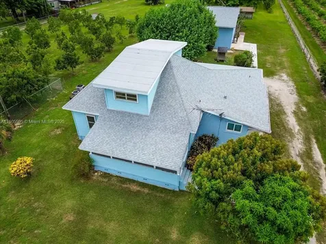 27000 SW 187th Avenue Homestead FL 33031