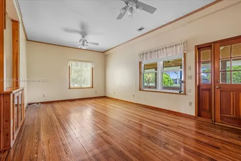 27000 SW 187th Avenue Homestead FL 33031