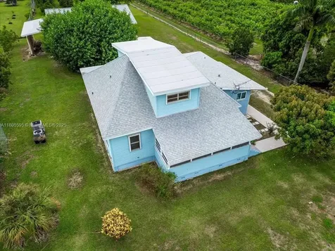 27000 SW 187th Avenue Homestead FL 33031