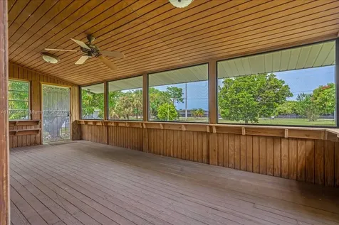 27000 SW 187th Avenue Homestead FL 33031