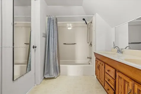 27000 SW 187th Avenue Homestead FL 33031