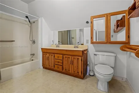 27000 SW 187th Avenue Homestead FL 33031