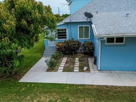 27000 SW 187th Avenue Homestead FL 33031
