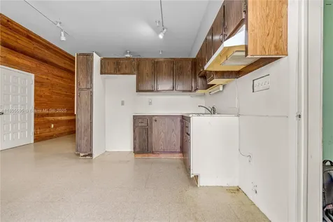 27000 SW 187th Avenue Homestead FL 33031