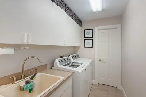 7395 SW 166th Street Palmetto Bay FL 33157
