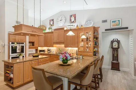 7395 SW 166th Street Palmetto Bay FL 33157
