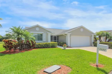 2597 SE 7th Court Homestead FL 33033