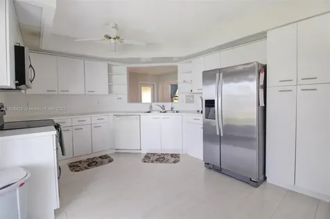 2597 SE 7th Court Homestead FL 33033