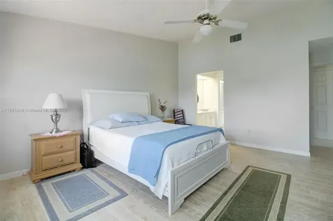 2597 SE 7th Court Homestead FL 33033