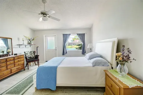 2597 SE 7th Court Homestead FL 33033